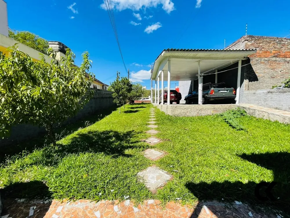 Casa, 5 quartos, 135 m² - Foto 2