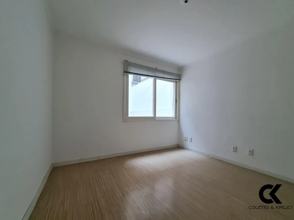 Apartamento, 3 quartos, 110 m² - Foto 2
