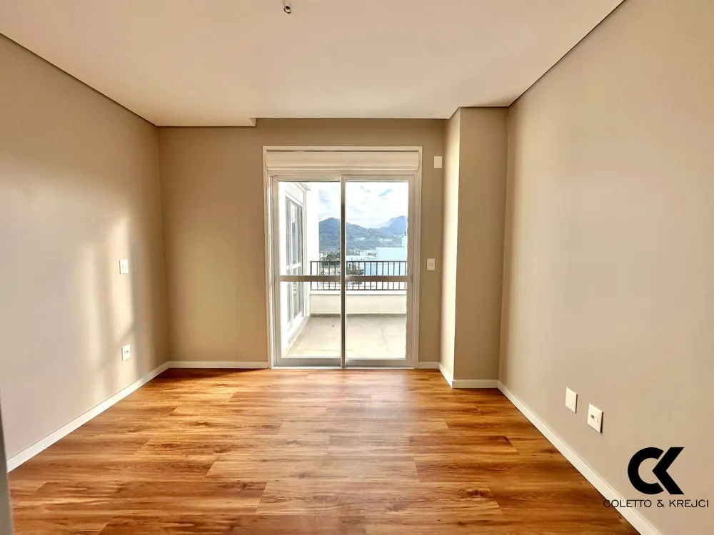 Casa, 3 quartos, 182 m² - Foto 1