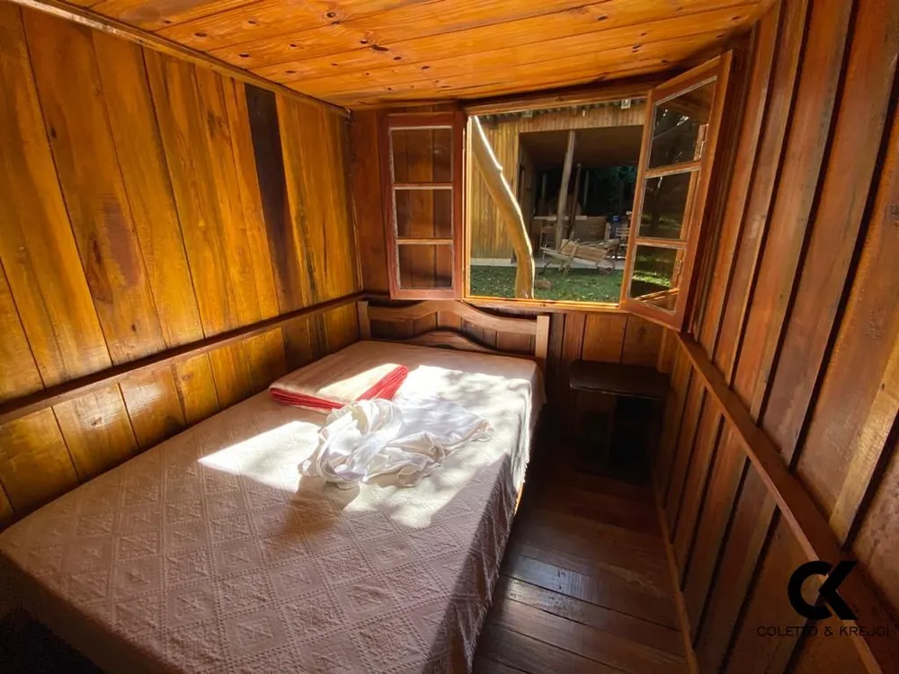 Sítio, 4 quartos, 4500 m² - Foto 1