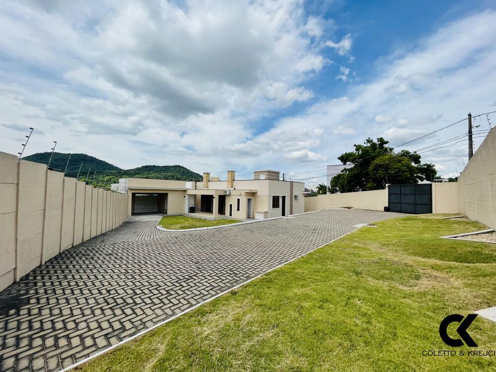 Casa, 3 quartos, 235 m² - Foto 7