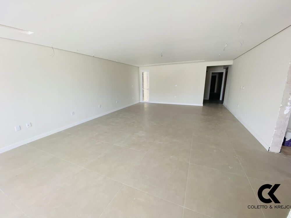 Apartamento, 3 quartos, 211 m² - Foto 3