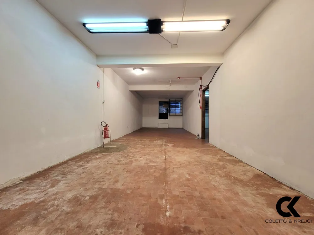 Loja-Salão, 335 m² - Foto 1