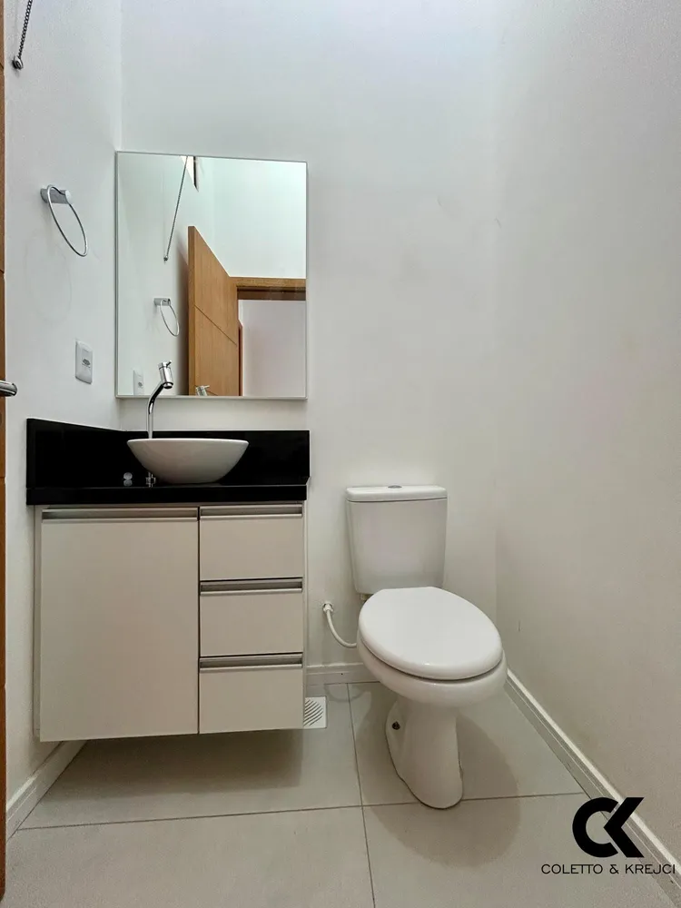 Casa, 3 quartos, 201 m² - Foto 2