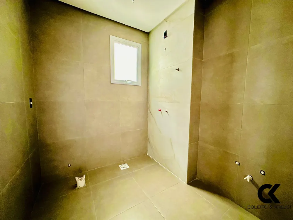 Apartamento, 3 quartos, 121 m² - Foto 3