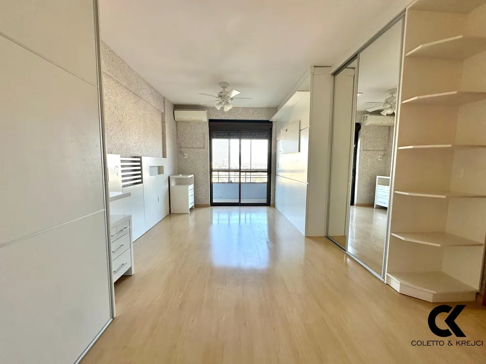 Apartamento, 3 quartos, 124 m² - Foto 3