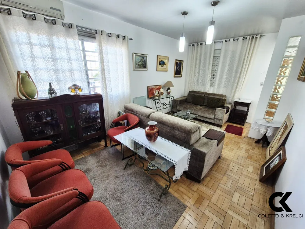 Casa, 3 quartos, 227 m² - Foto 2