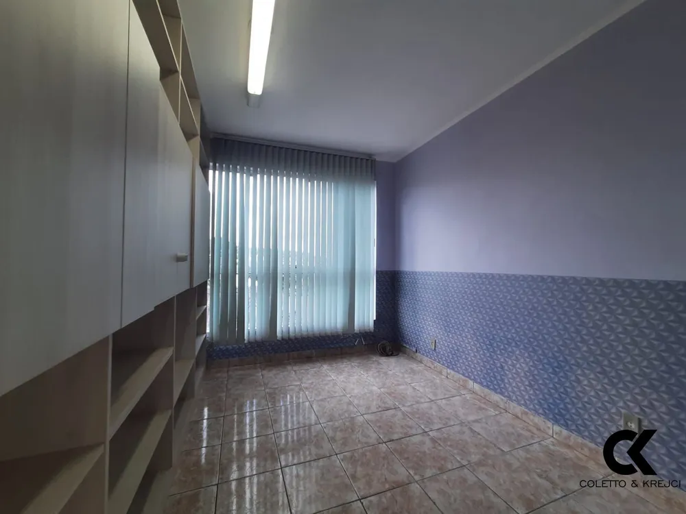 Casa, 5 quartos, 418 m² - Foto 1