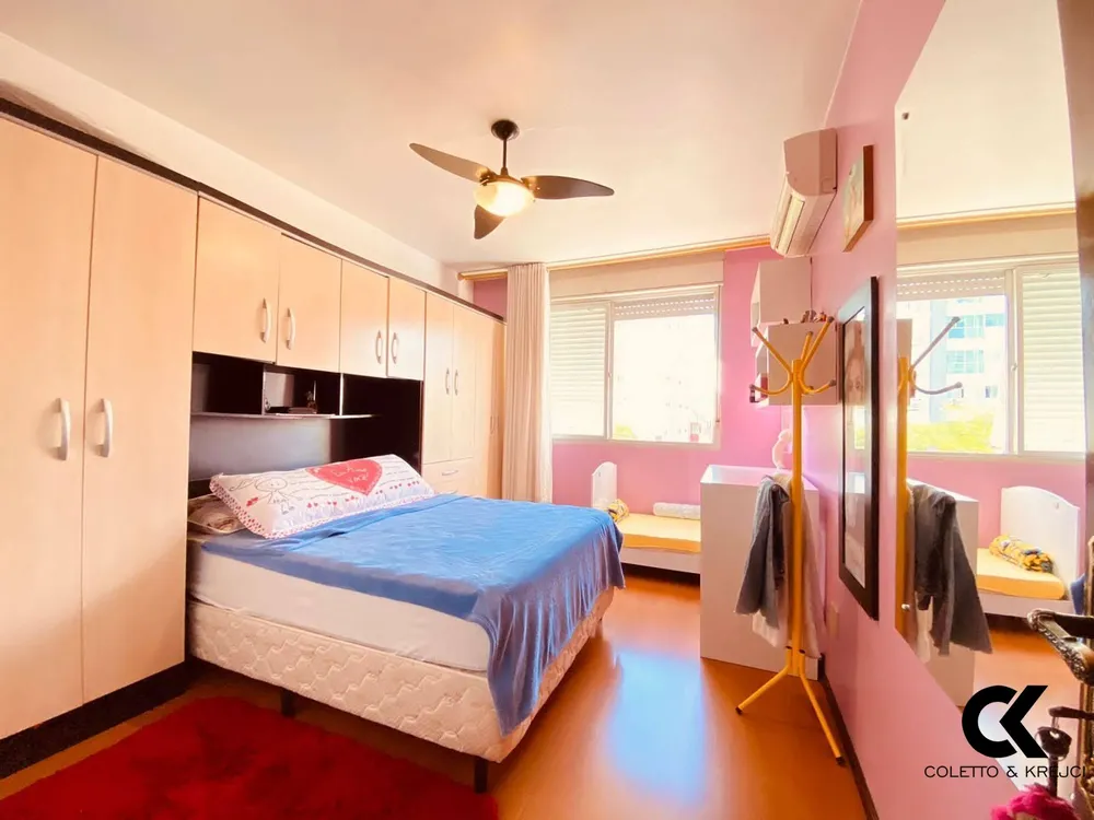 Cobertura, 3 quartos, 257 m² - Foto 2