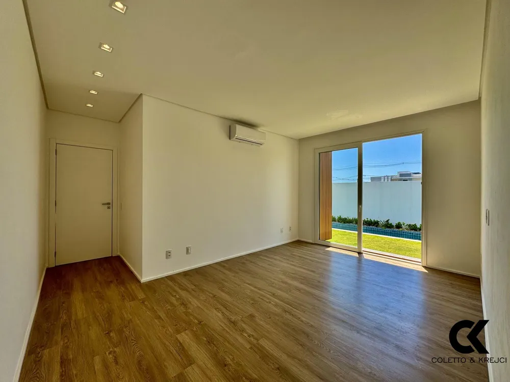 Casa, 3 quartos, 200 m² - Foto 4