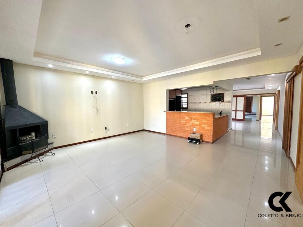 Casa, 4 quartos, 112 m² - Foto 1