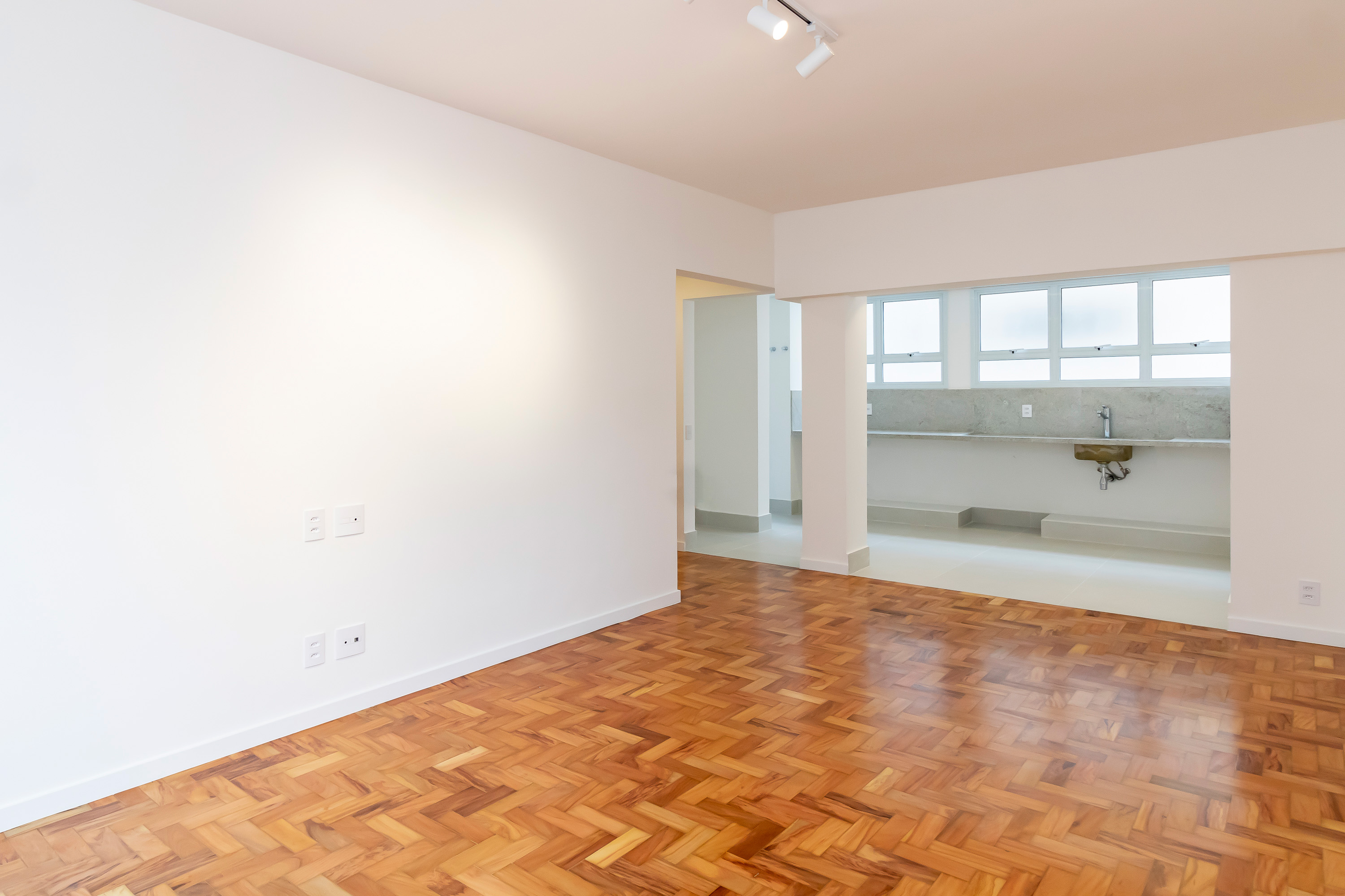 Apartamento à venda com 2 quartos, 87m² - Foto 4