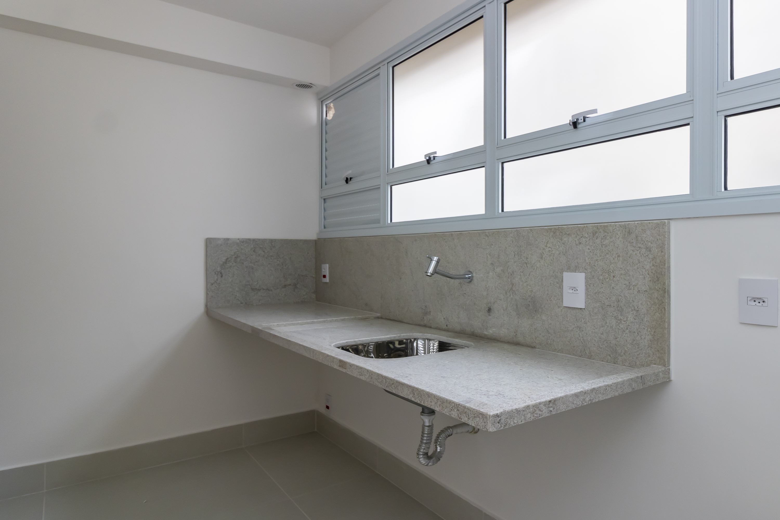 Apartamento à venda com 2 quartos, 87m² - Foto 15