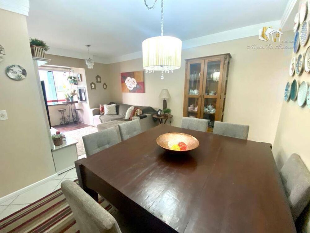Apartamento à venda com 3 quartos, 91m² - Foto 2