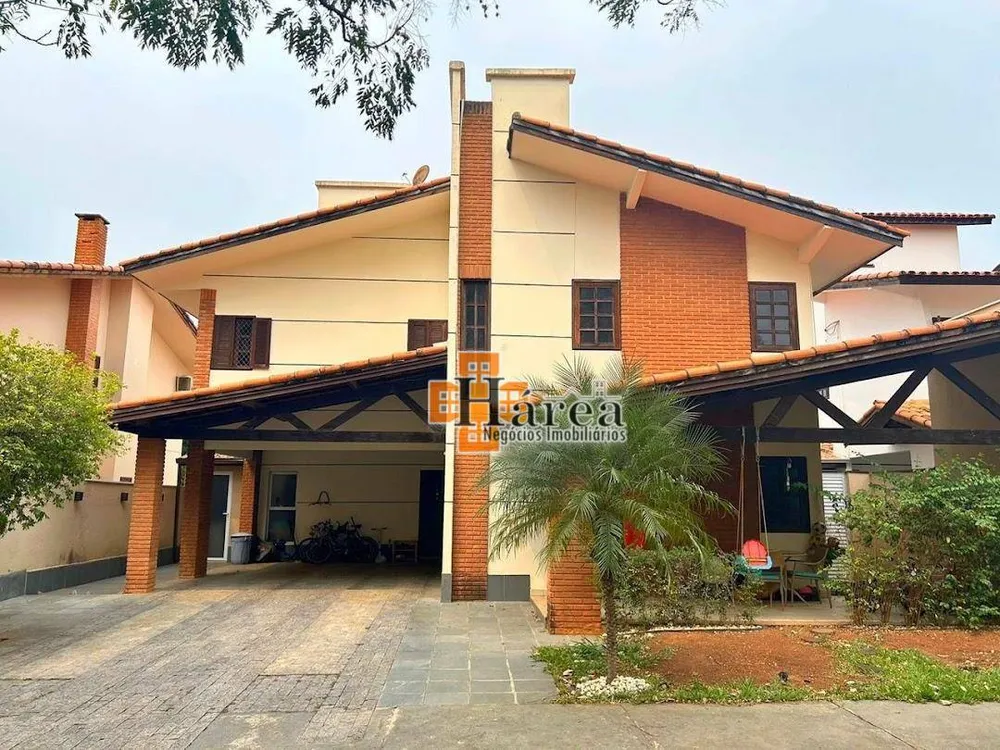 Sobrado, 3 quartos, 240 m² - Foto 1