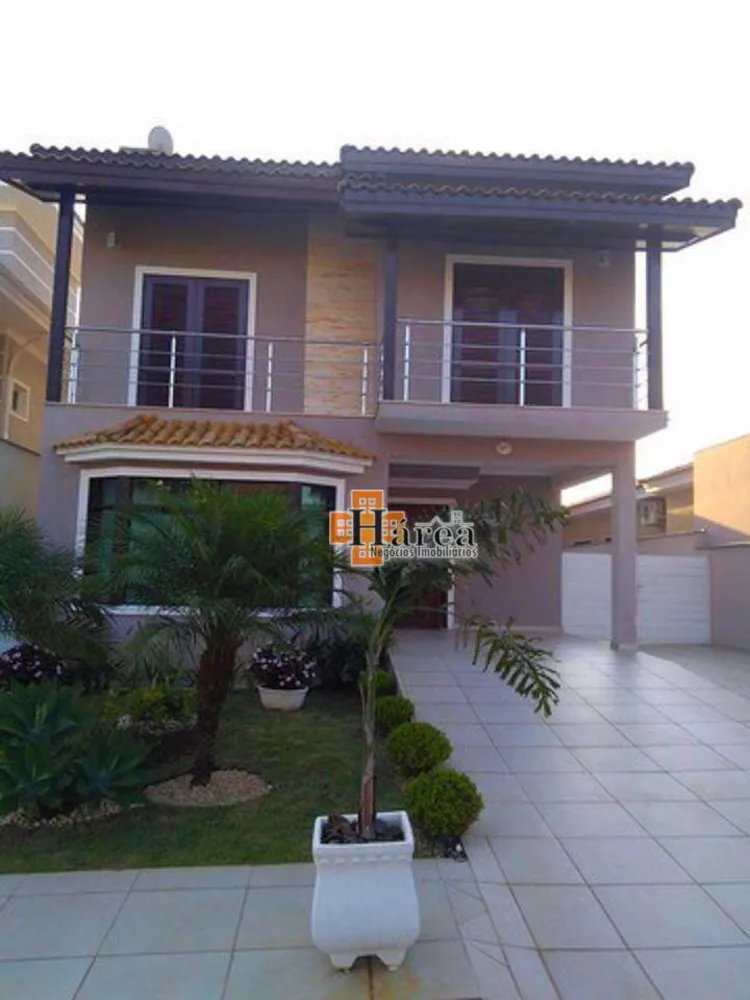 Sobrado, 3 quartos, 265 m² - Foto 1