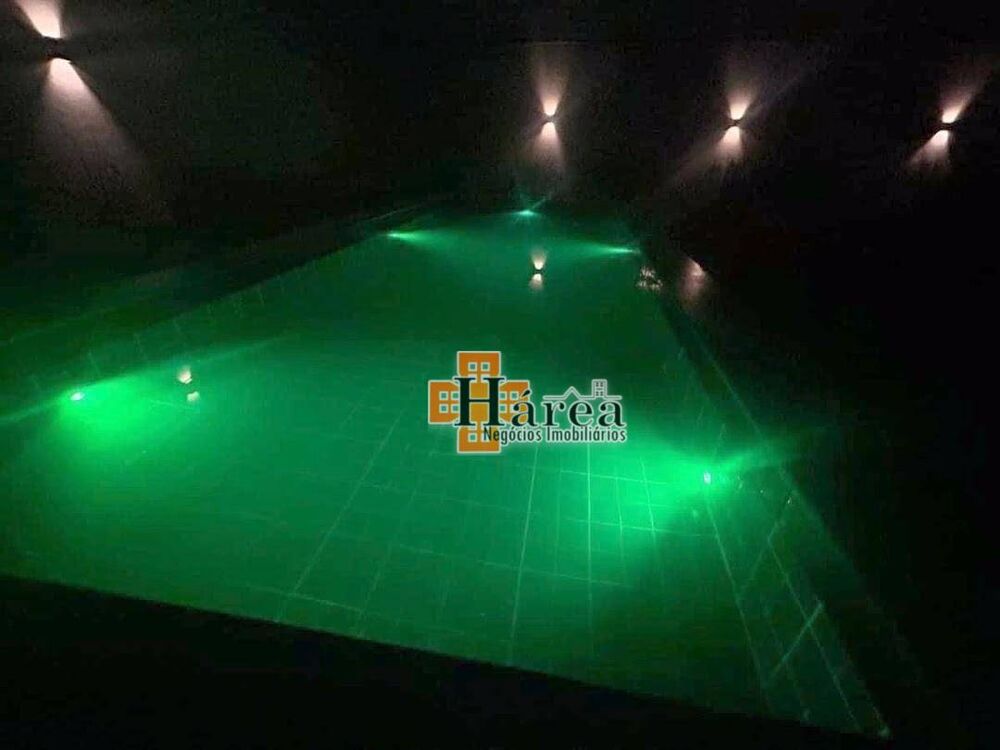 Sobrado, 3 quartos, 211 m² - Foto 1