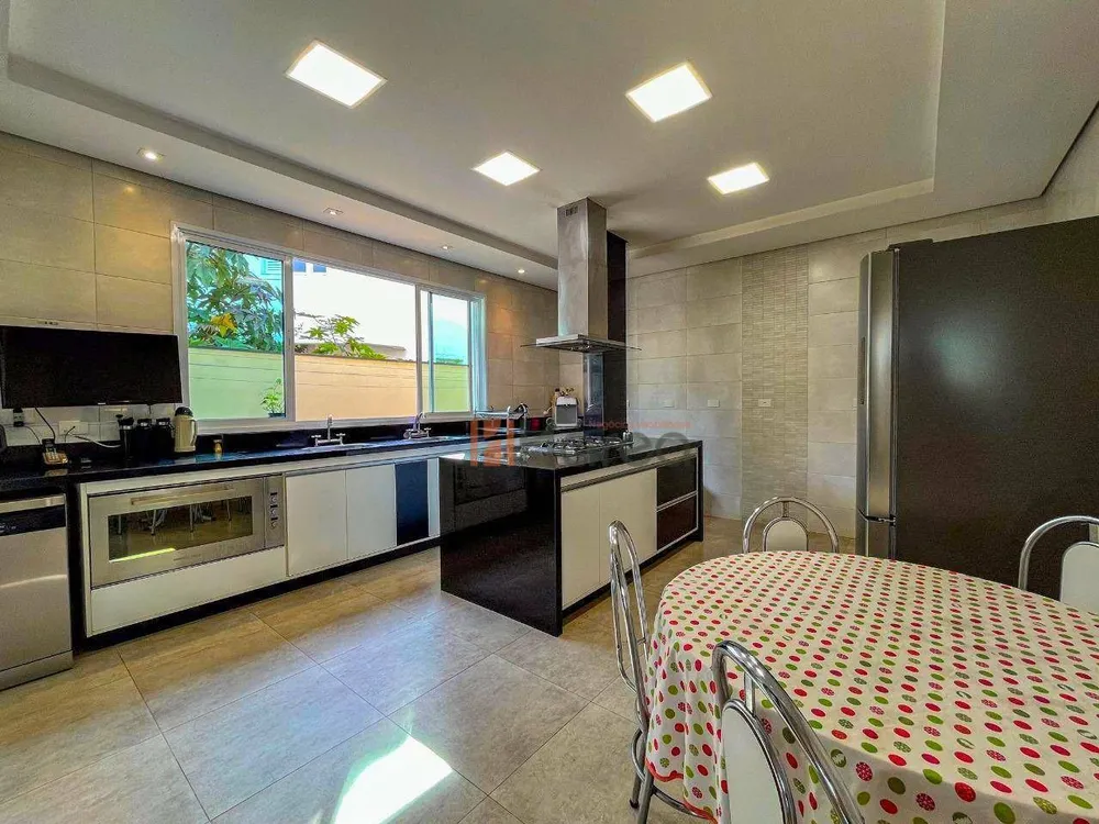 Sobrado, 4 quartos, 535 m² - Foto 8