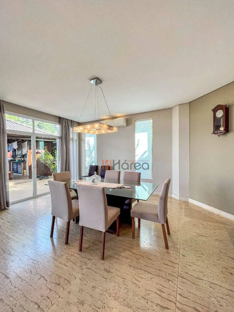 Sobrado, 4 quartos, 535 m² - Foto 1