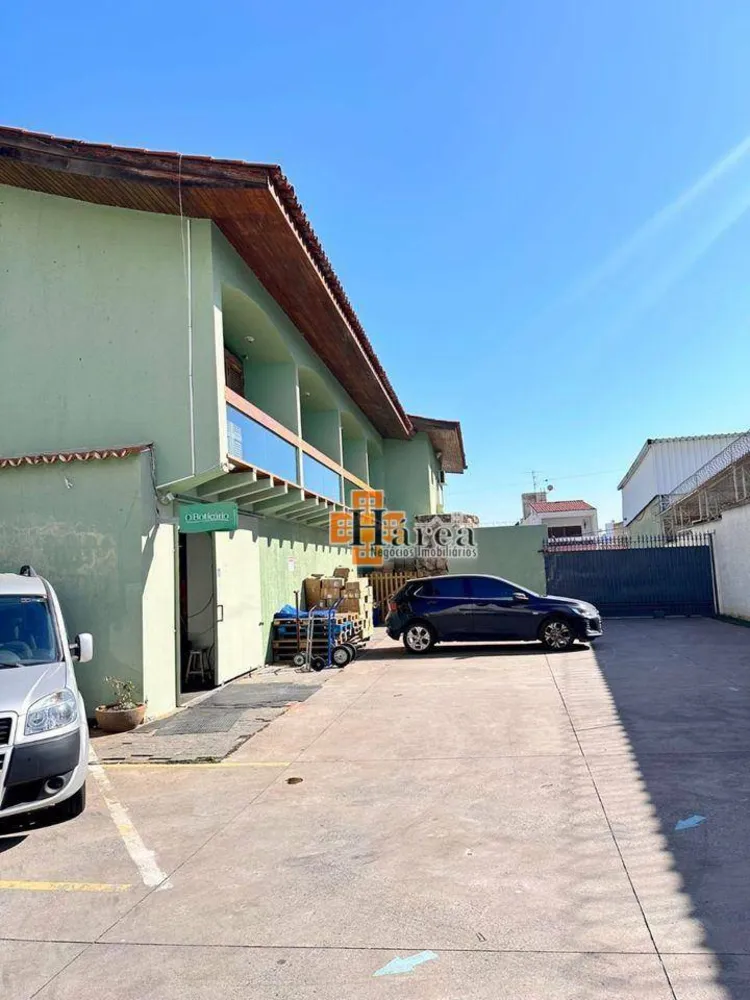 Sobrado, 3 quartos, 900 m² - Foto 2