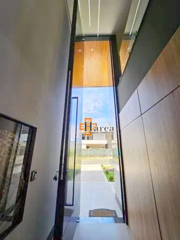 Sobrado, 3 quartos, 376 m² - Foto 1