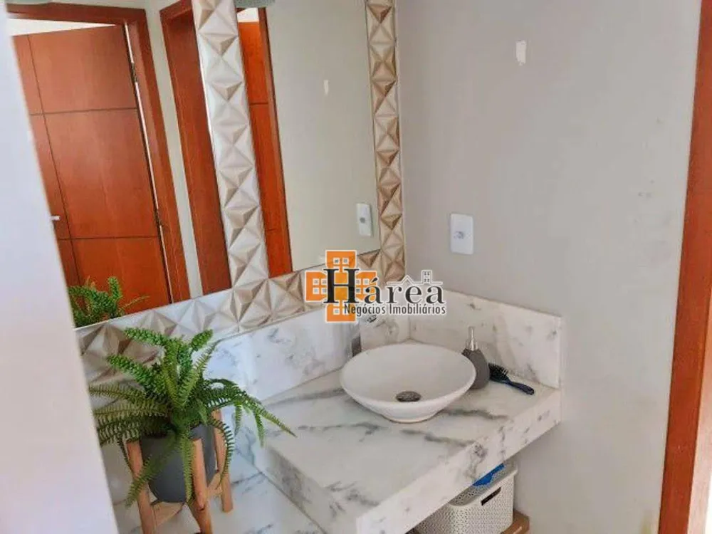Sobrado, 4 quartos, 245 m² - Foto 2