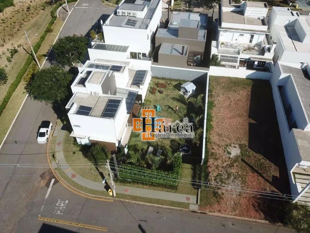 Sobrado, 3 quartos, 420 m² - Foto 1