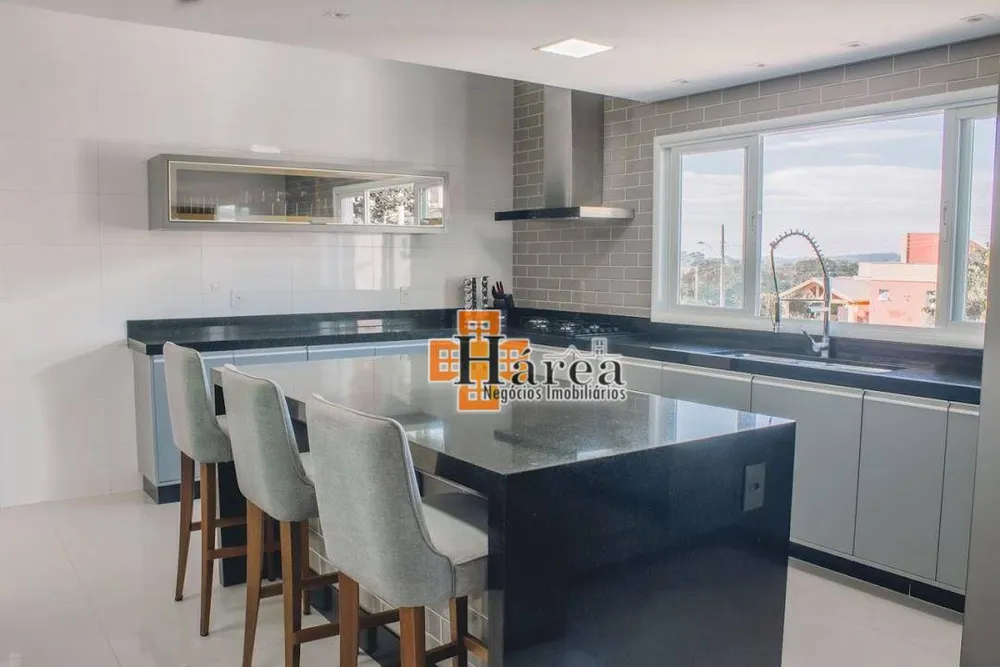 Sobrado, 4 quartos, 960 m² - Foto 1