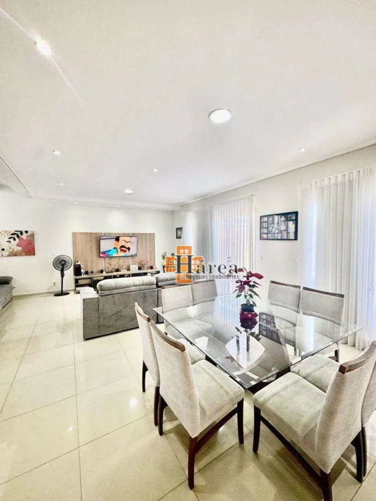Sobrado, 3 quartos, 255 m² - Foto 1