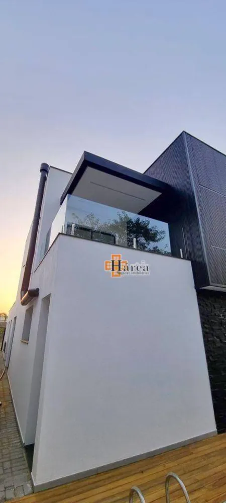 Sobrado, 3 quartos, 326 m² - Foto 4