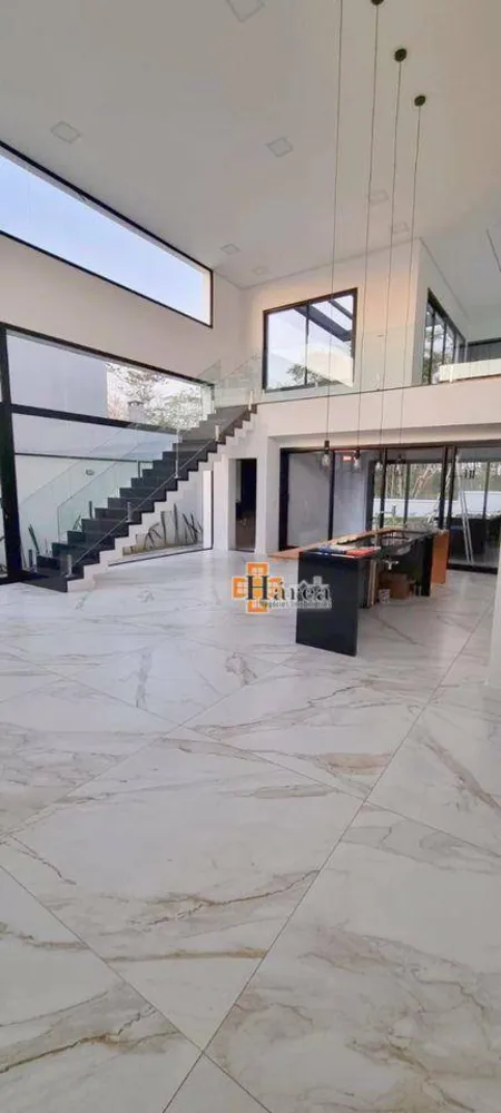 Sobrado, 3 quartos, 326 m² - Foto 2