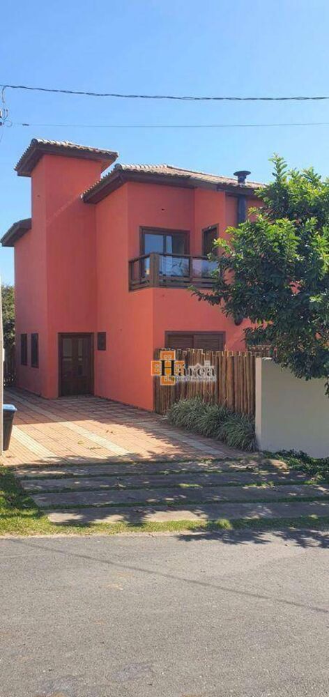 Sobrado, 3 quartos, 215 m² - Foto 1