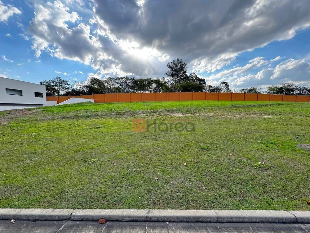 Loteamento e Condomínio, 600 m² - Foto 1