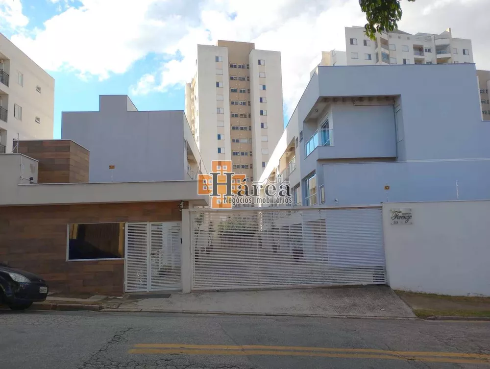 Sobrado à venda com 2 quartos, 138m² - Foto 1