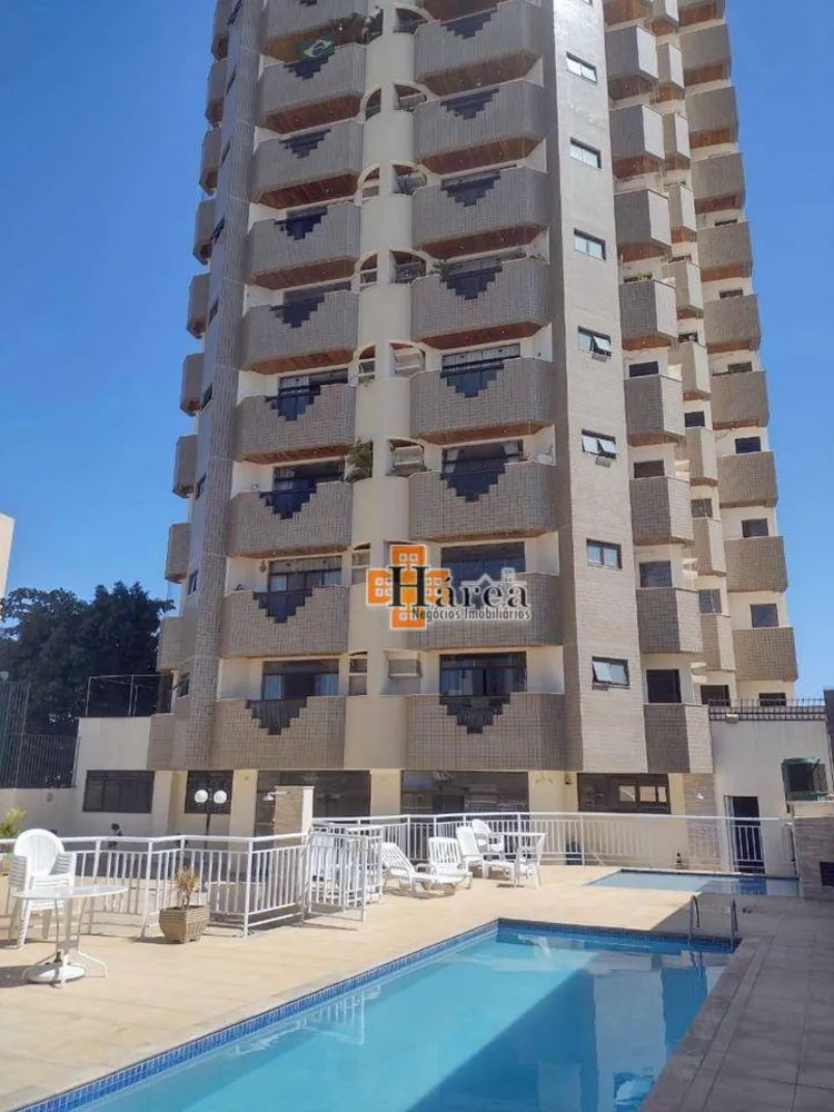 Apartamento, 3 quartos, 231 m² - Foto 3