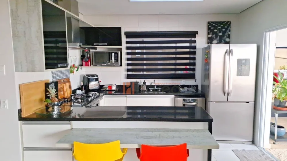 Sobrado, 5 quartos, 340 m² - Foto 3