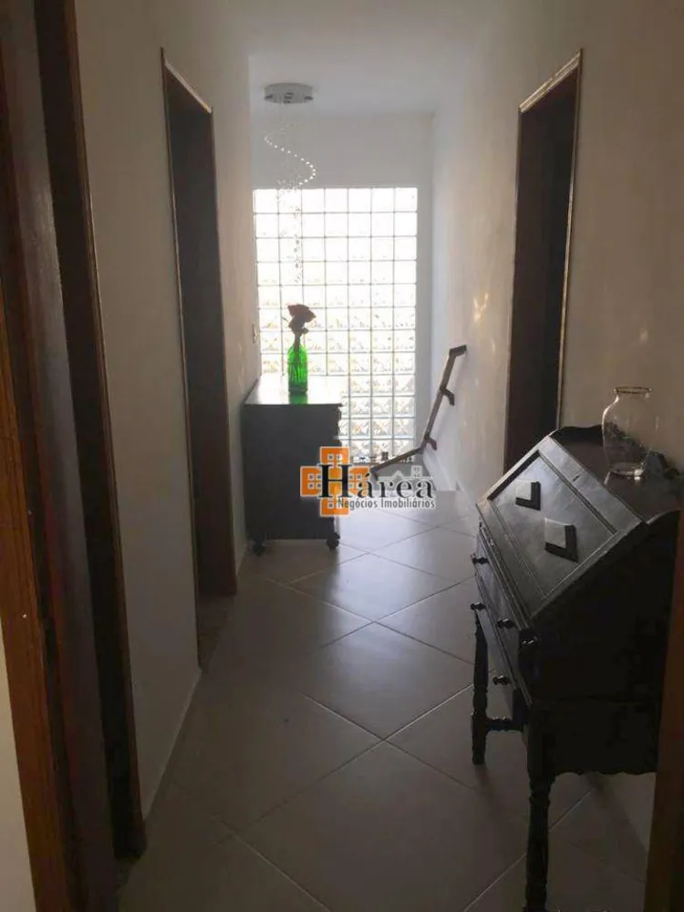 Sobrado, 4 quartos, 235 m² - Foto 2