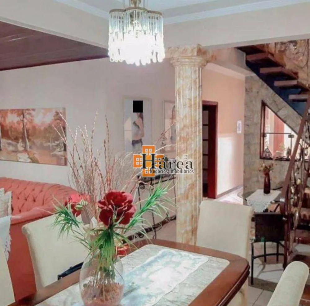 Sobrado, 3 quartos, 241 m² - Foto 2