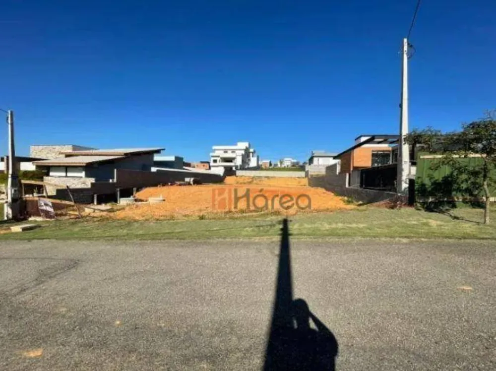 Loteamento e Condomínio, 1000 m² - Foto 1