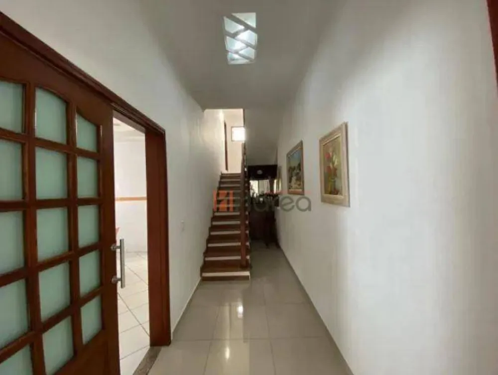 Sobrado, 3 quartos, 400 m² - Foto 4