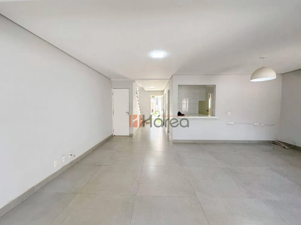 Sobrado, 3 quartos, 180 m² - Foto 1
