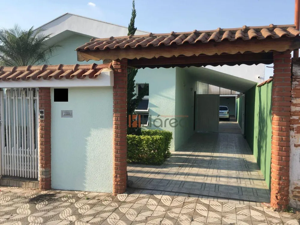 Casa, 4 quartos, 180 m² - Foto 1