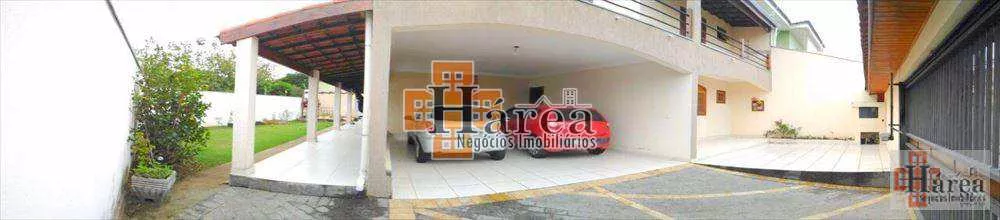 Sobrado à venda com 3 quartos, 309m² - Foto 1