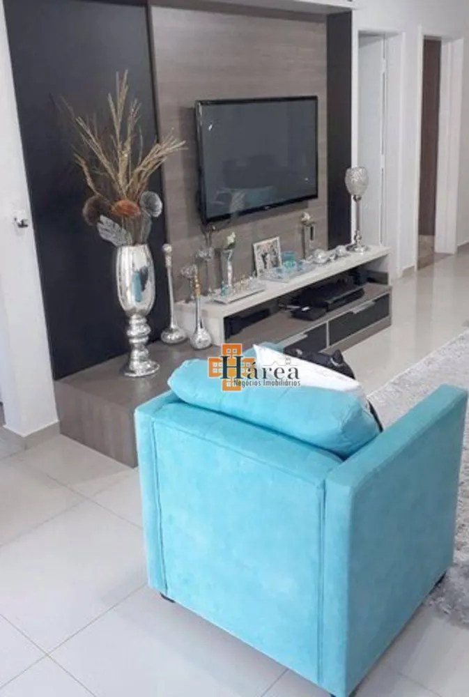 Sobrado, 3 quartos, 235 m² - Foto 3