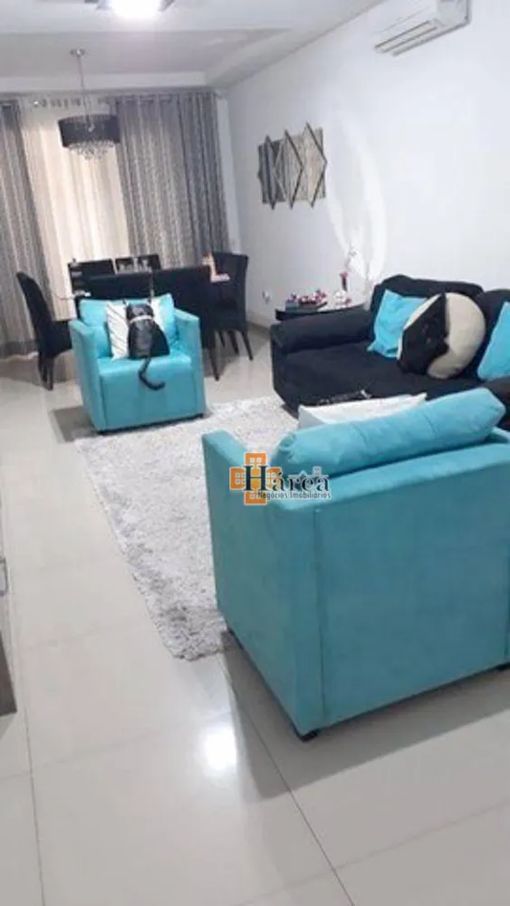 Sobrado, 3 quartos, 235 m² - Foto 1
