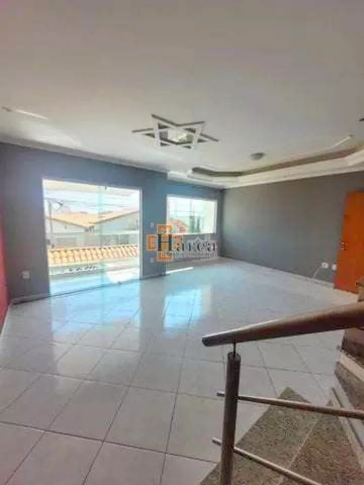 Sobrado à venda com 3 quartos, 190m² - Foto 2