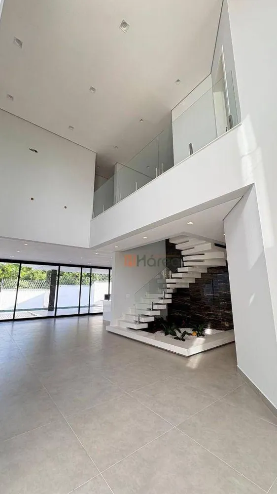 Sobrado, 3 quartos, 400 m² - Foto 8