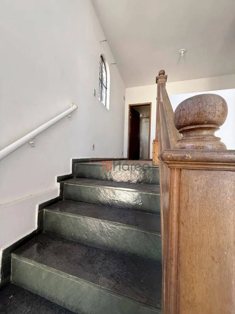 Sobrado, 5 quartos, 259 m² - Foto 1