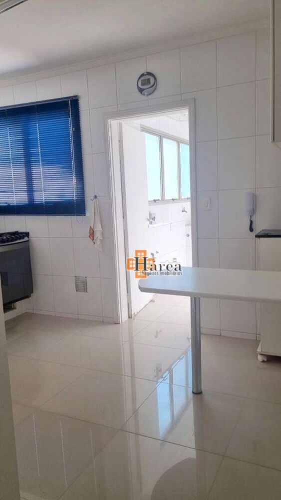 Apartamento à venda com 3 quartos, 121m² - Foto 8