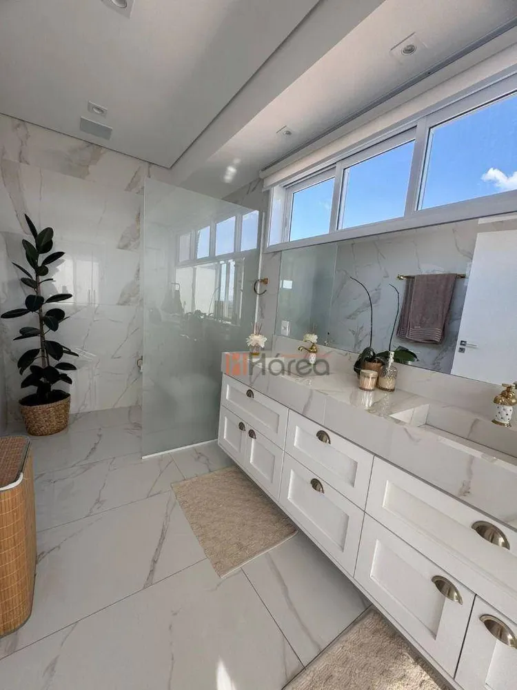 Sobrado, 4 quartos, 402 m² - Foto 8